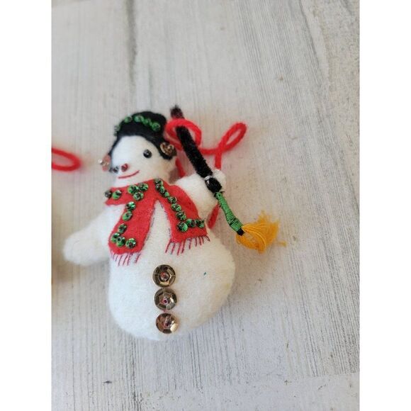 Embroidered felt Frosty Snowman broom top hat ornament Xmas set - Picture 4 of 8